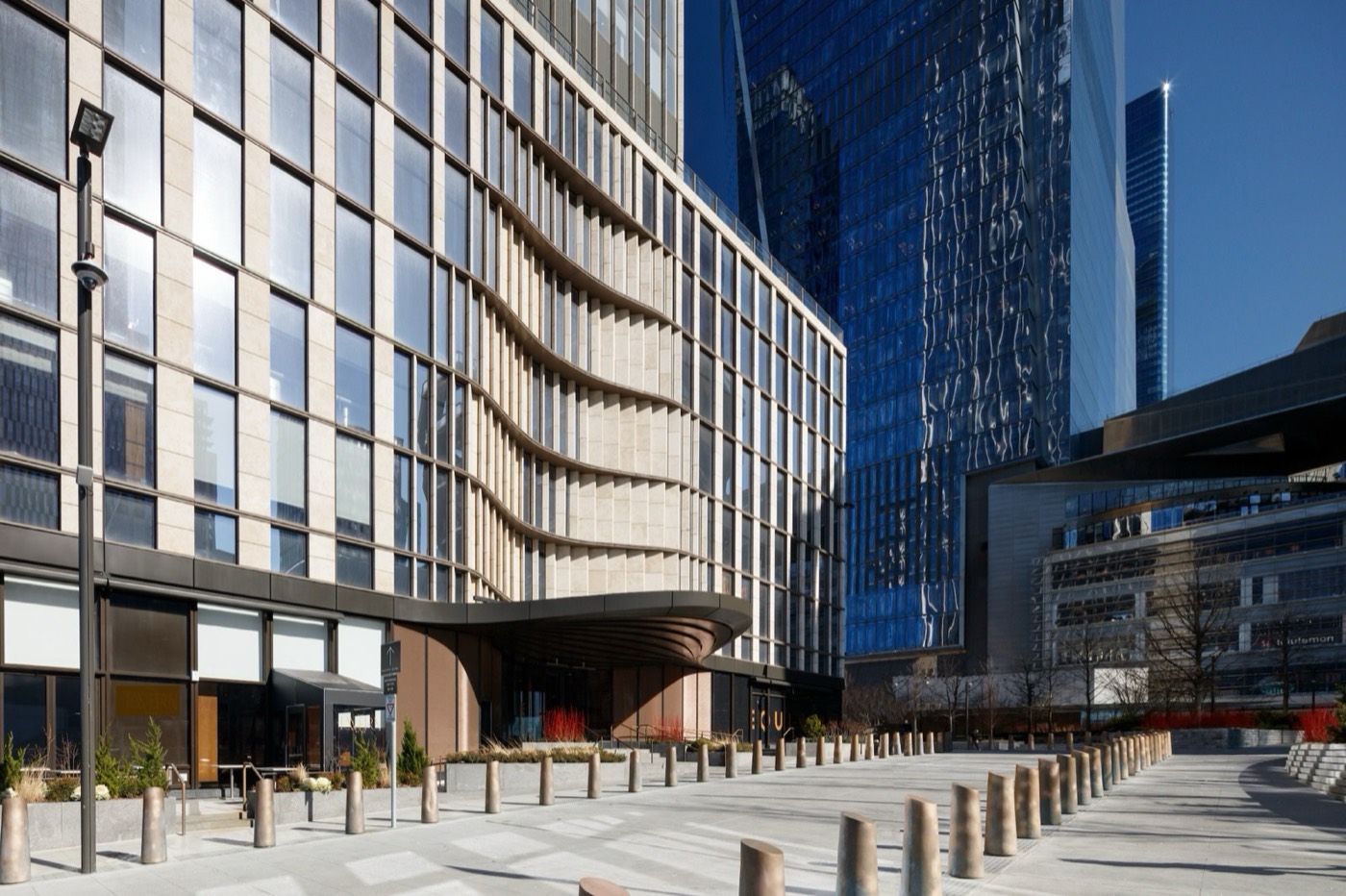 35 Hudson Yards Entrance facade at street level