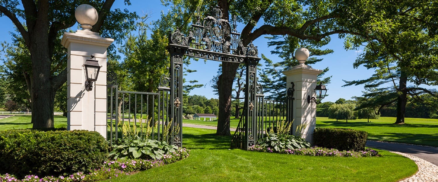 Spring Hill at Old Westbury, Old Westbury